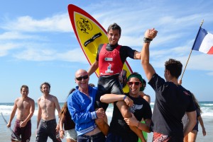 Renan Leloutre sacré champion du monde de waveski 2014.